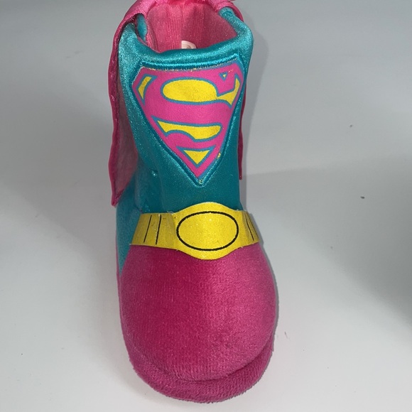 HOST PICK-   Super Girl Toddler Slippers Blue/Pink Size 5/6 - Picture 2 of 11